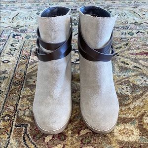 Last chance🦋Dolce Vita Ankle Boots size 7 1/2